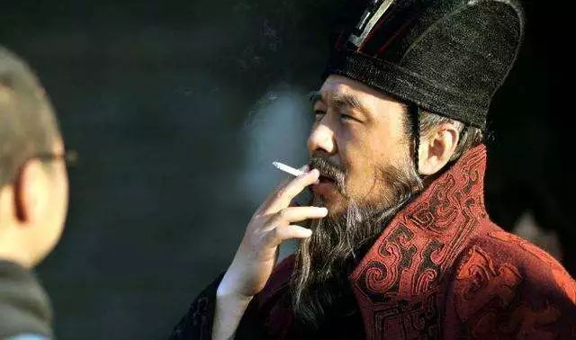 少年看不懂却成了剧中人,三国历史上真正的曹操与诸葛亮