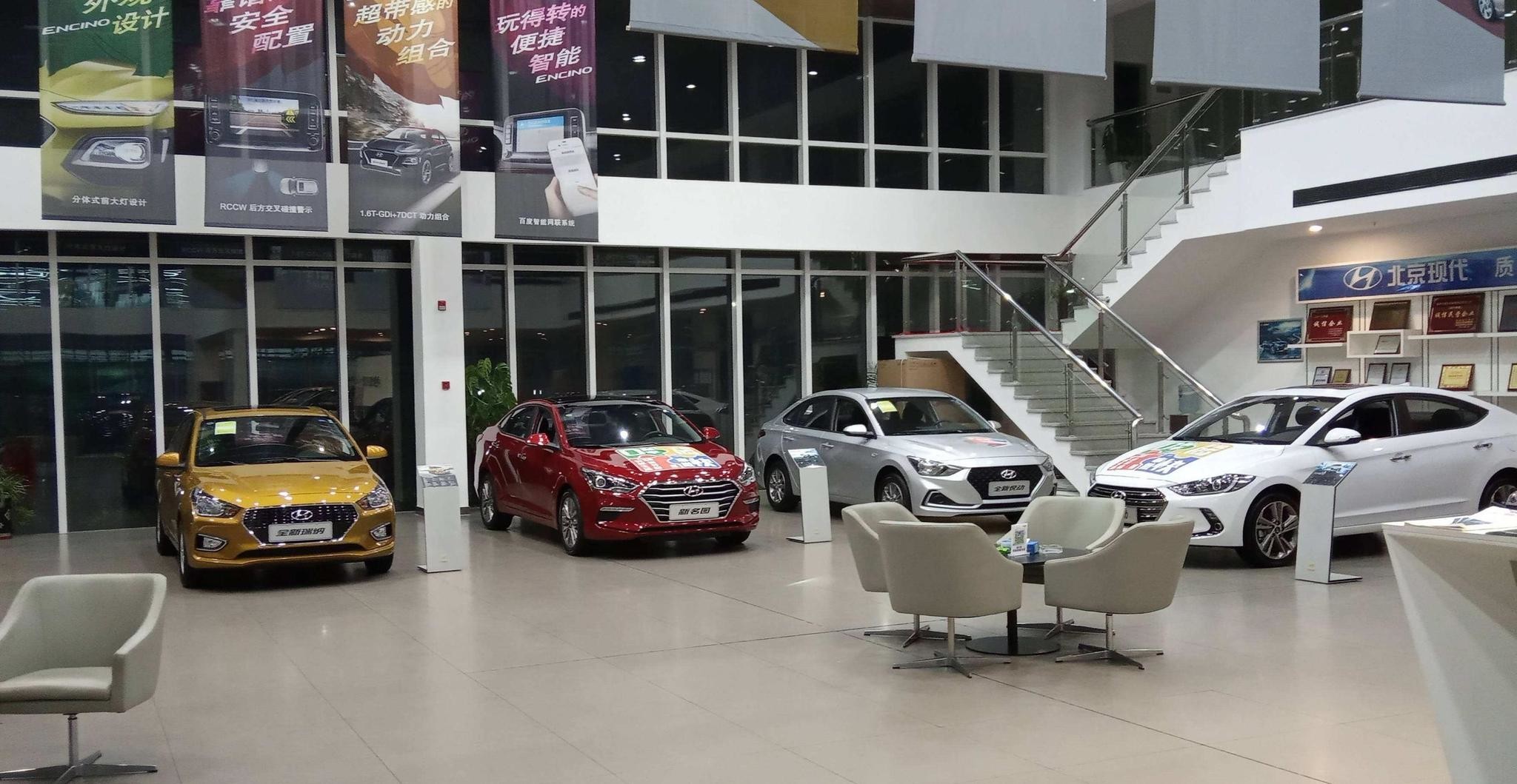 拖拉机宽轮胎和窄轮胎哪个好,宽轮胎和窄轮胎哪个贵