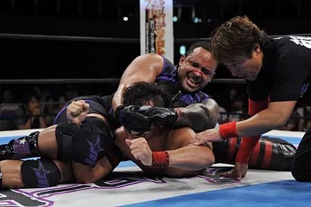 wwe搓澡工首秀,wwe搓澡工被开除