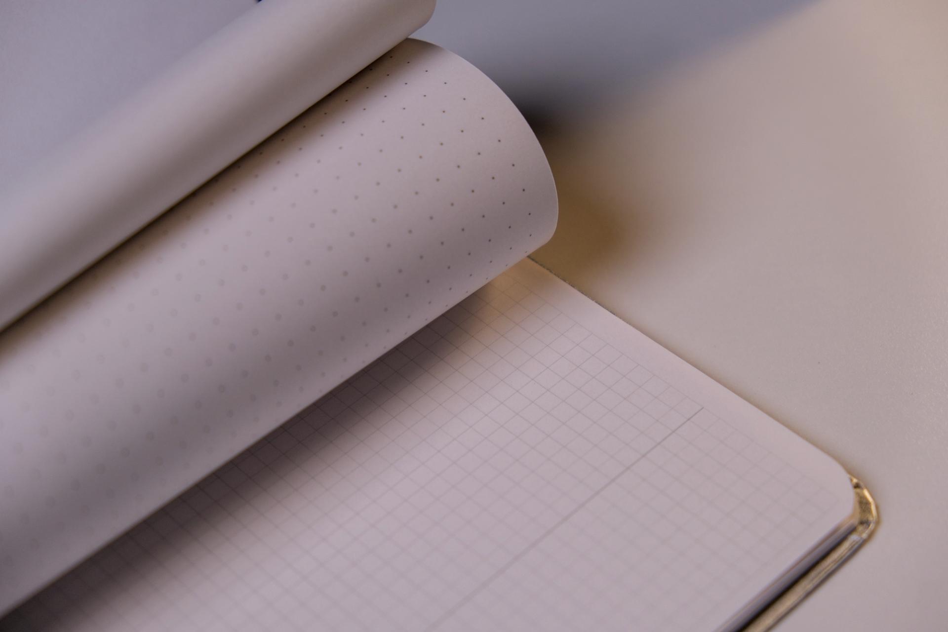 海鸥月相文创礼盒龙年,海鸥月相腕表文创礼盒