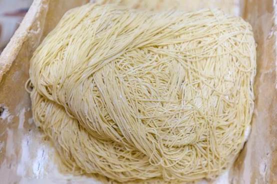 揭秘广式云吞制作全过程,广式云吞皮发脆