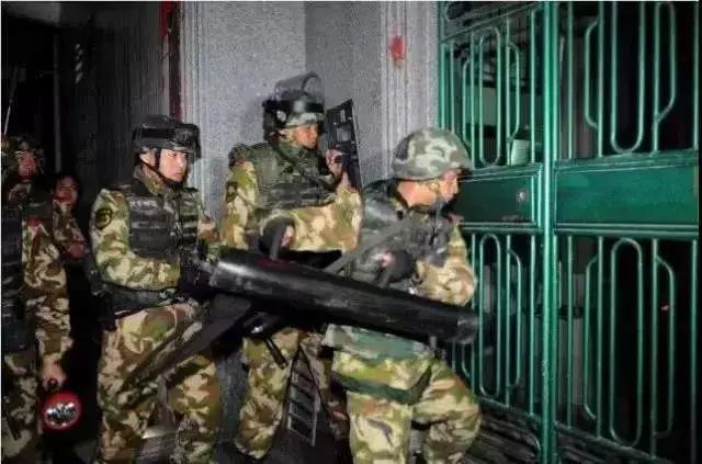 桂林毒枭伏法,经典传奇毒枭之王伏法记