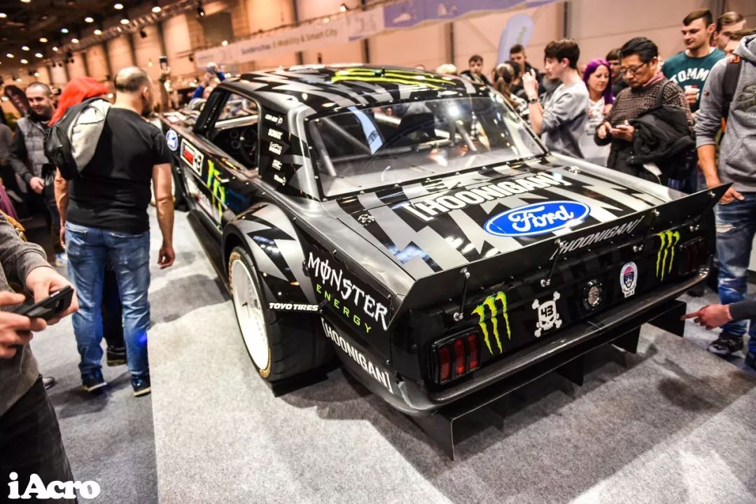 iAcroNavi——德国埃森改装车展之眼花缭乱上篇