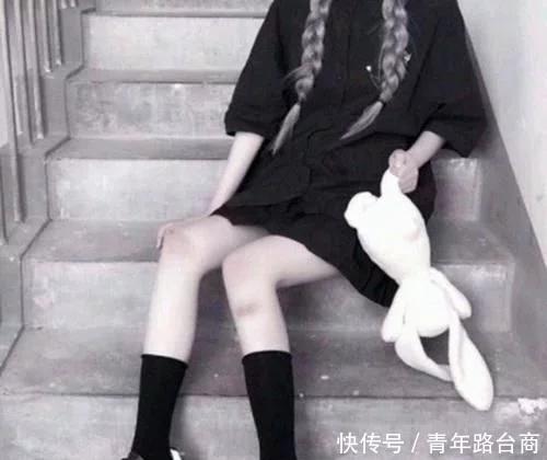 学生在学校瘦腿教程,高中女生在学校如何瘦腿