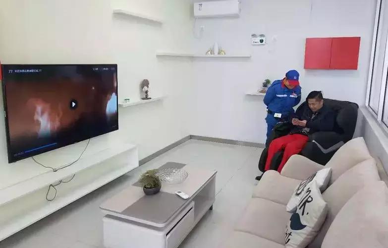 加油站免费WiFi,据说全国都可以蹭网！