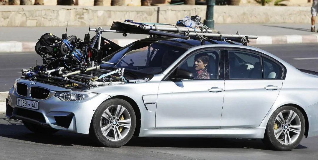 路虎揽胜广告植入,路虎最硬核广告