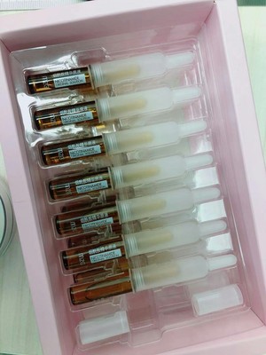 益生元烟酰胺维c安瓶7支装精华液,季泉烟酰胺vc双效焕亮安瓶精华液