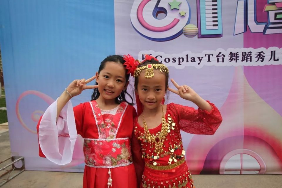 与你童乐优惠团购,兰州碧桂园学校国庆演出