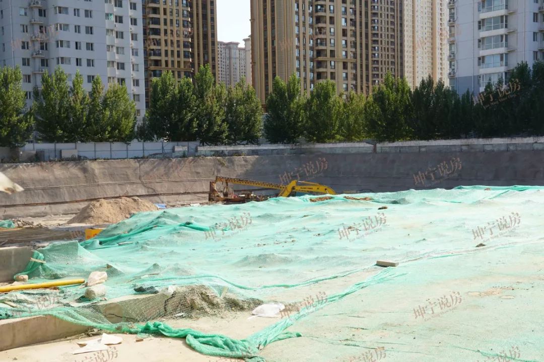 坤宁说房烂尾楼,坤宁说房裕华区烂尾