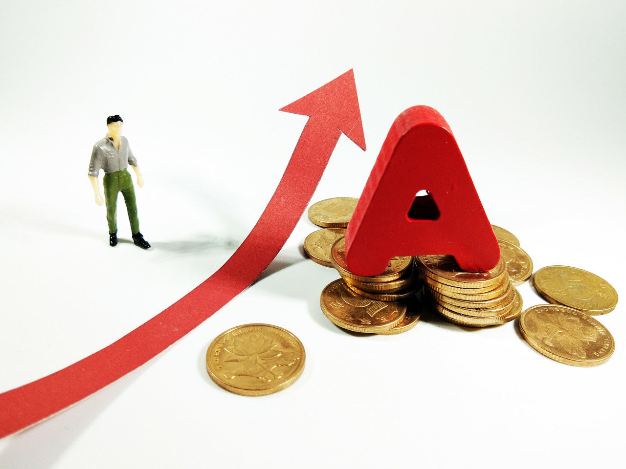 严重低估消费电子龙头,严重低估的科技股票