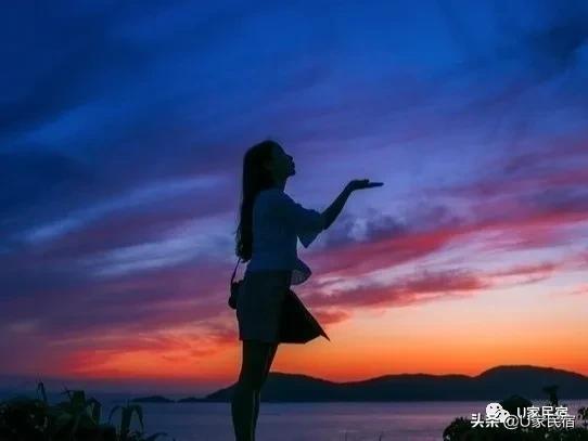 绝美落日、满天星河，向往的乌托邦就在东极岛临海而居的民宿里