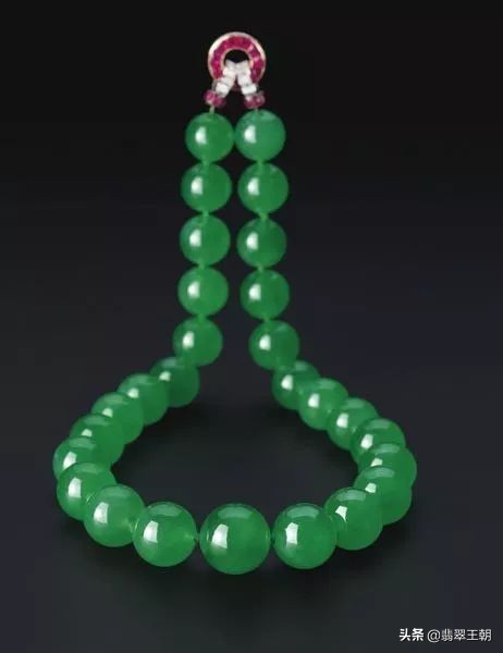 世界最大翡翠珠链,翡翠珠链到底有多值钱