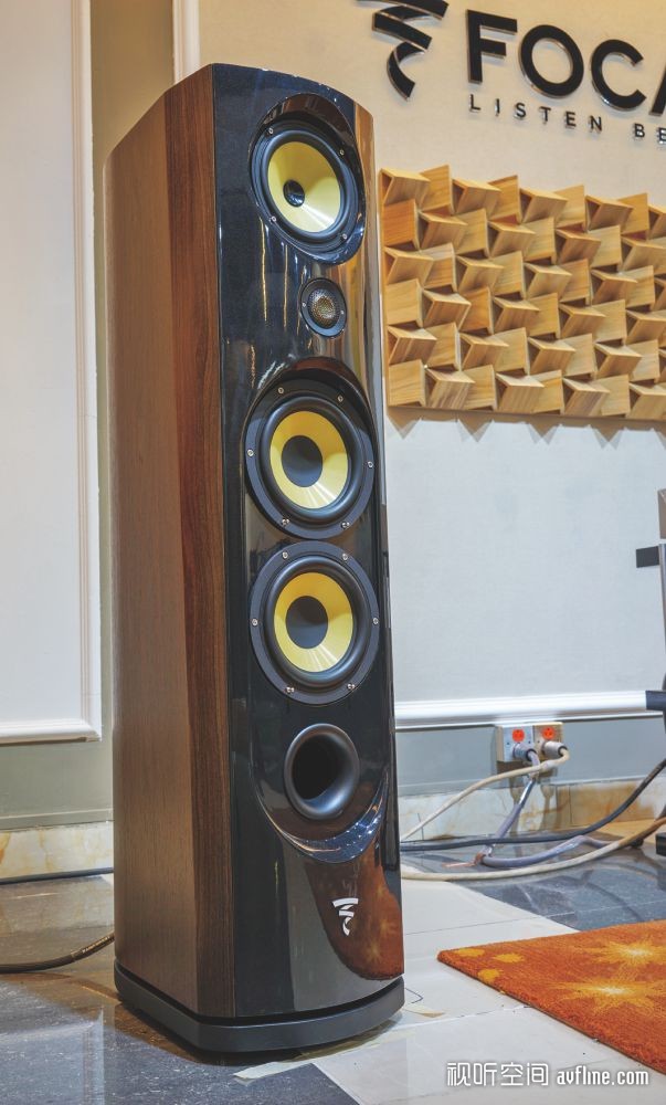 HIFI|JM40周年纪念音箱：FOCALSPECTRAL40TH