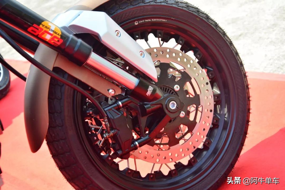 又帅又大马力的摩托车,又帅性能又好的摩托车