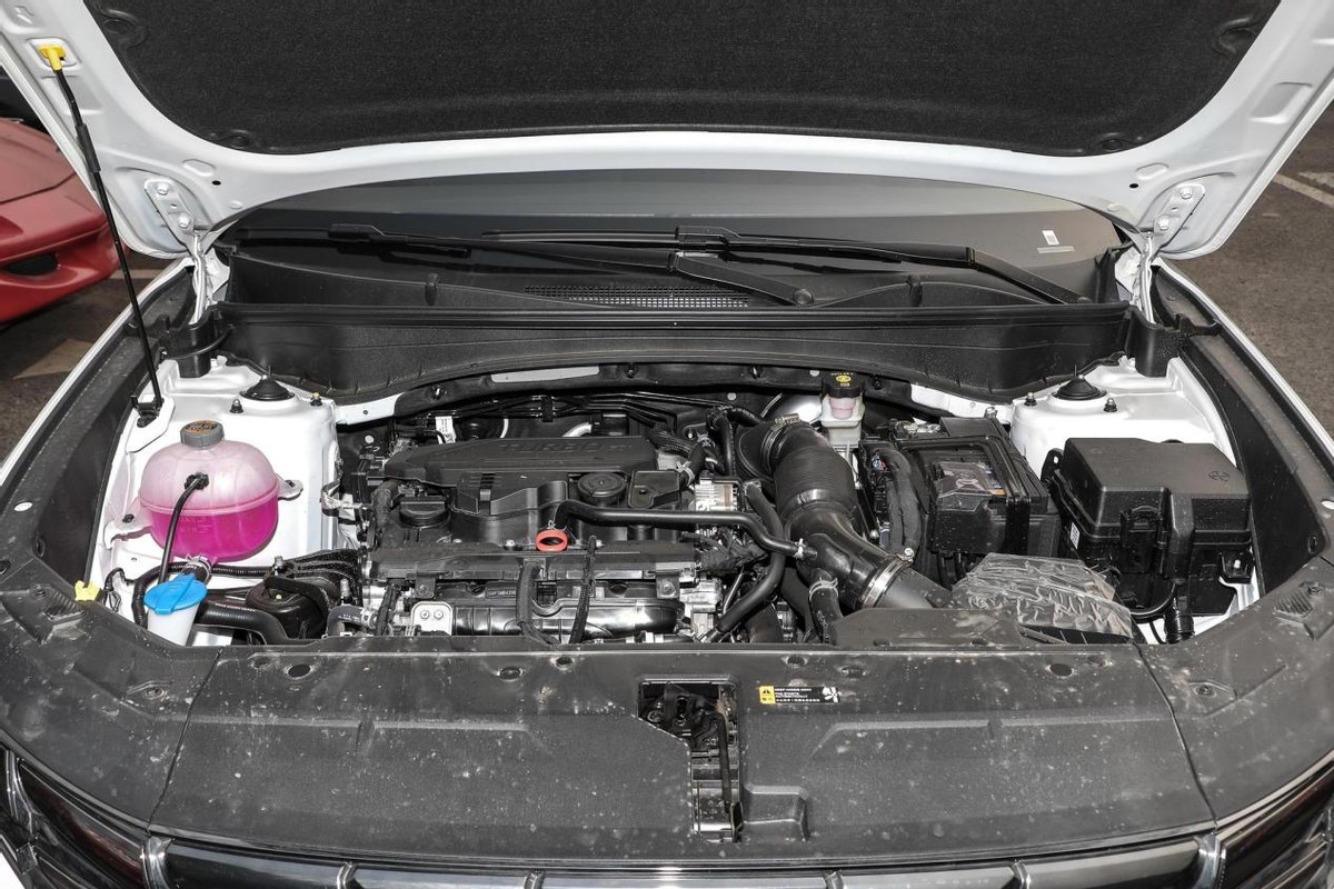 第五代途胜l的超长轴距版本,第五代途胜l两驱豪华版配置