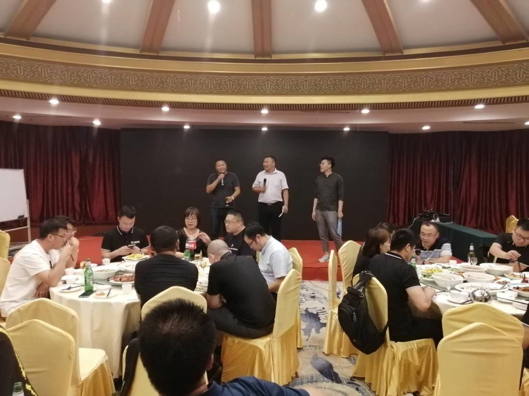 乘风破浪,携手同行2020全国商业IT服务转型巡回会再创新高