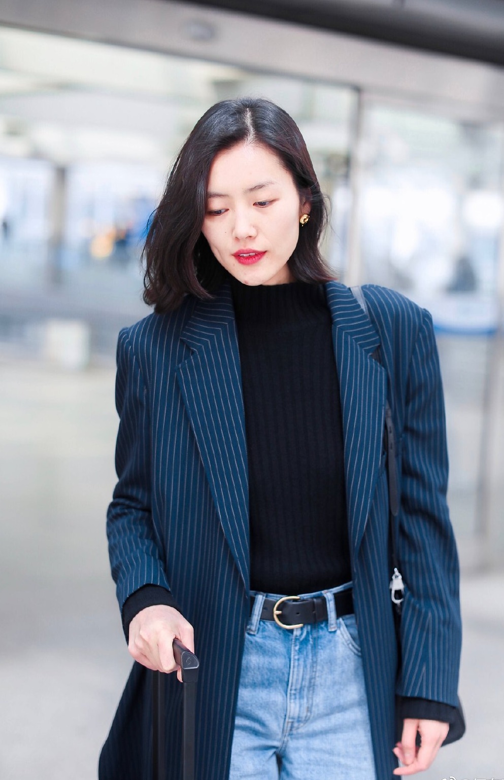 女生175标准体重是多少斤,女生175cm的标准体重是多少