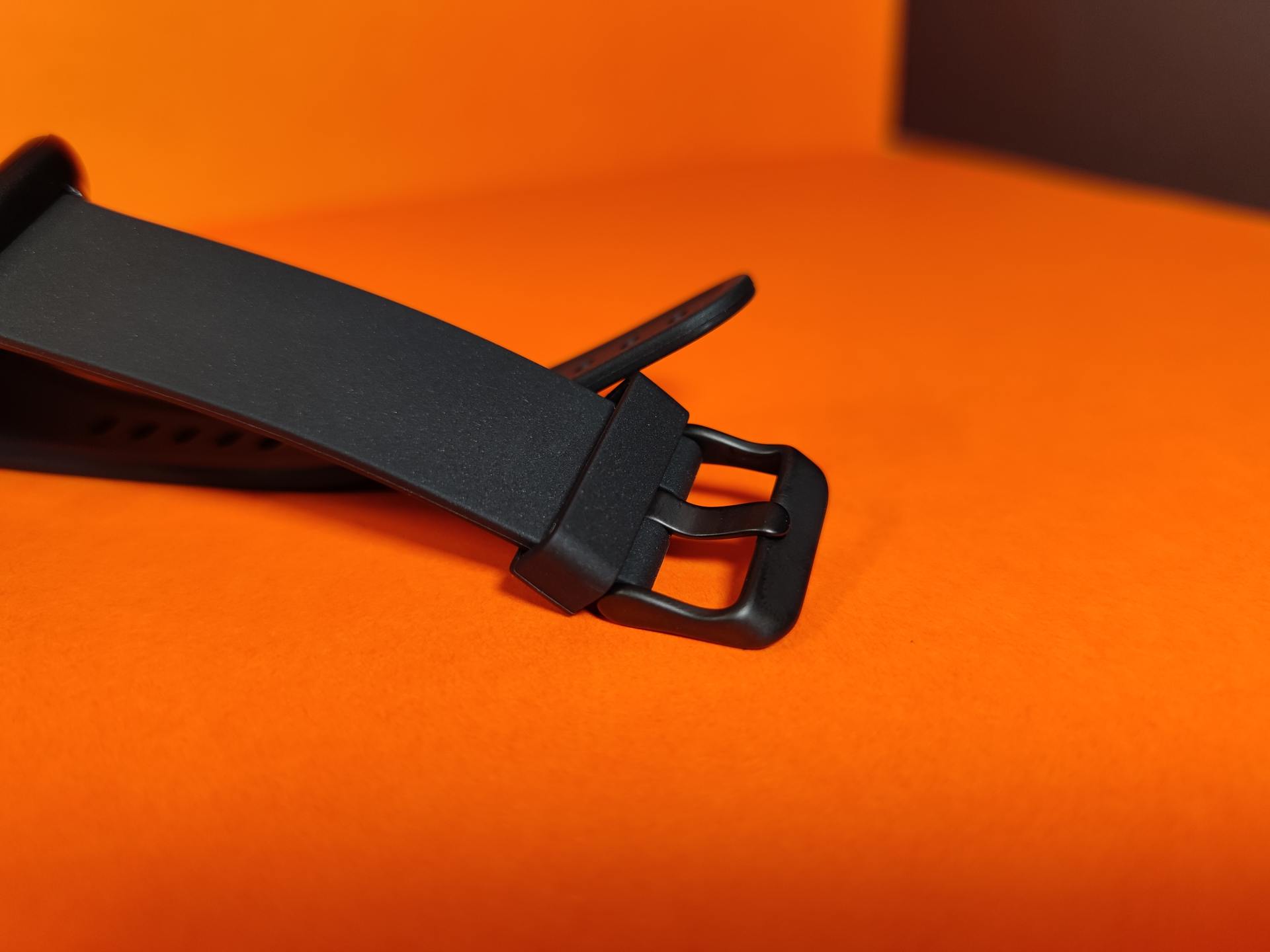 能测气温气压的智能手表,可监测体温和血糖的手表