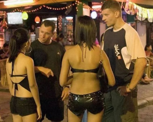 这里租妻合法，艾滋指数全球第一，每年竟还有3000万人要去