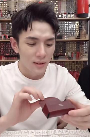 500爱马仕,爱马仕口红多少钱一根