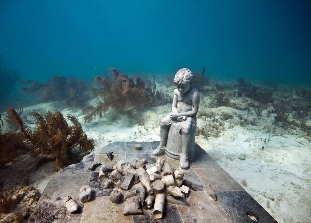 地球的雕塑,地球上的奇异建筑