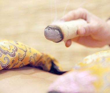 神阙穴也是人体唯一能见到的穴位,神阙内关穴