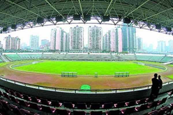 重庆两江足球赛事中心比赛时间,重庆当代两江竞技