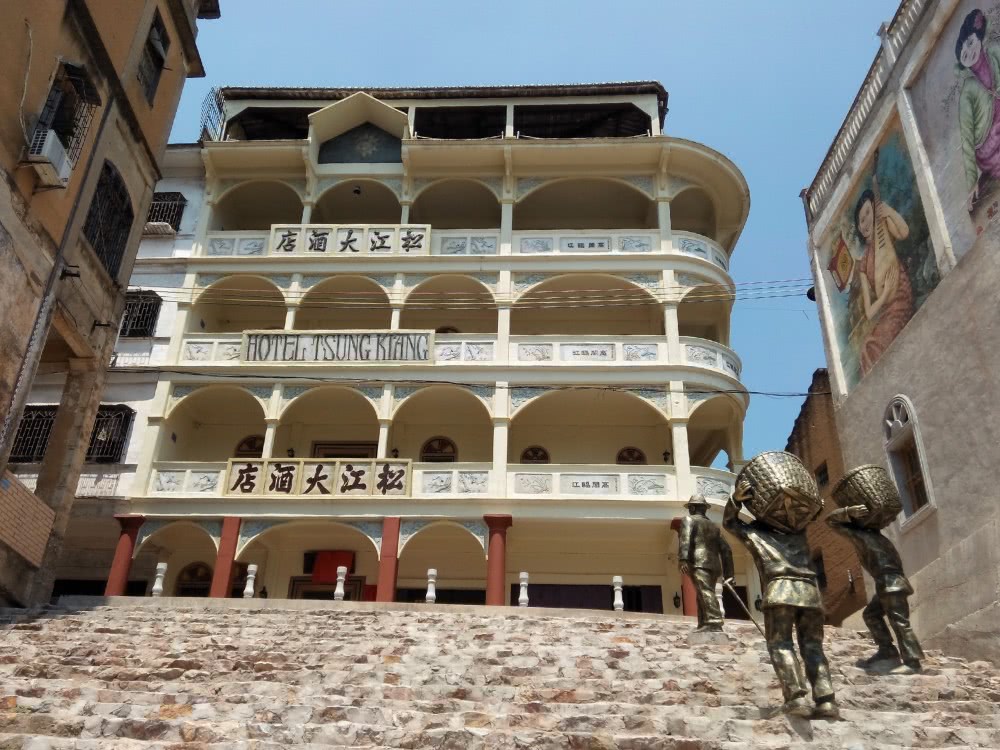 广东“最牛”古镇,曾经接纳过两个落难太子,有8万人遍布世界