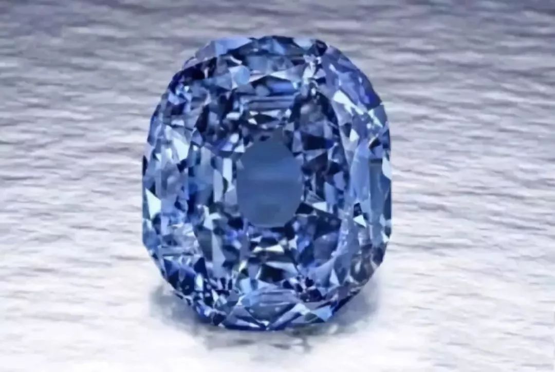 几十件天价珠宝被盗,震惊世界的珠宝盗窃案