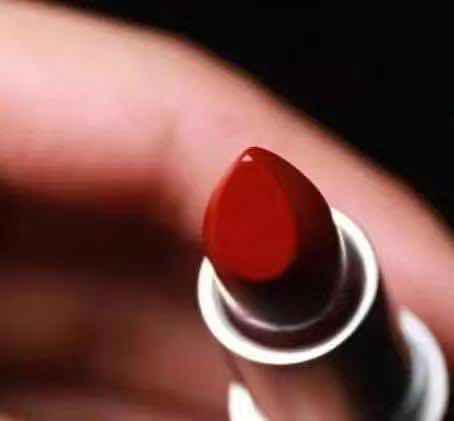 不容易买到假货的口红推荐,那些年我们踩过的坑测试