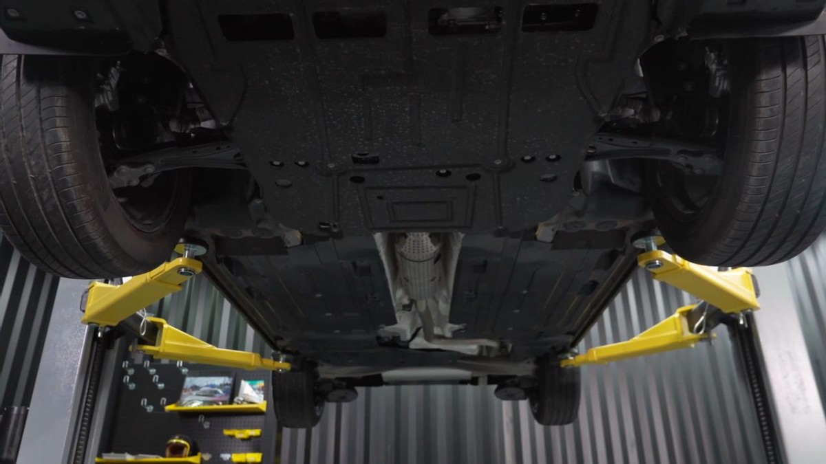 4008与皓影拆车,标致4008拆解对比皓影