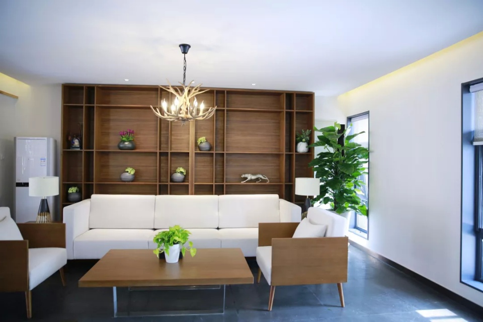 装修工装和家装,八大处装饰有限公司地址