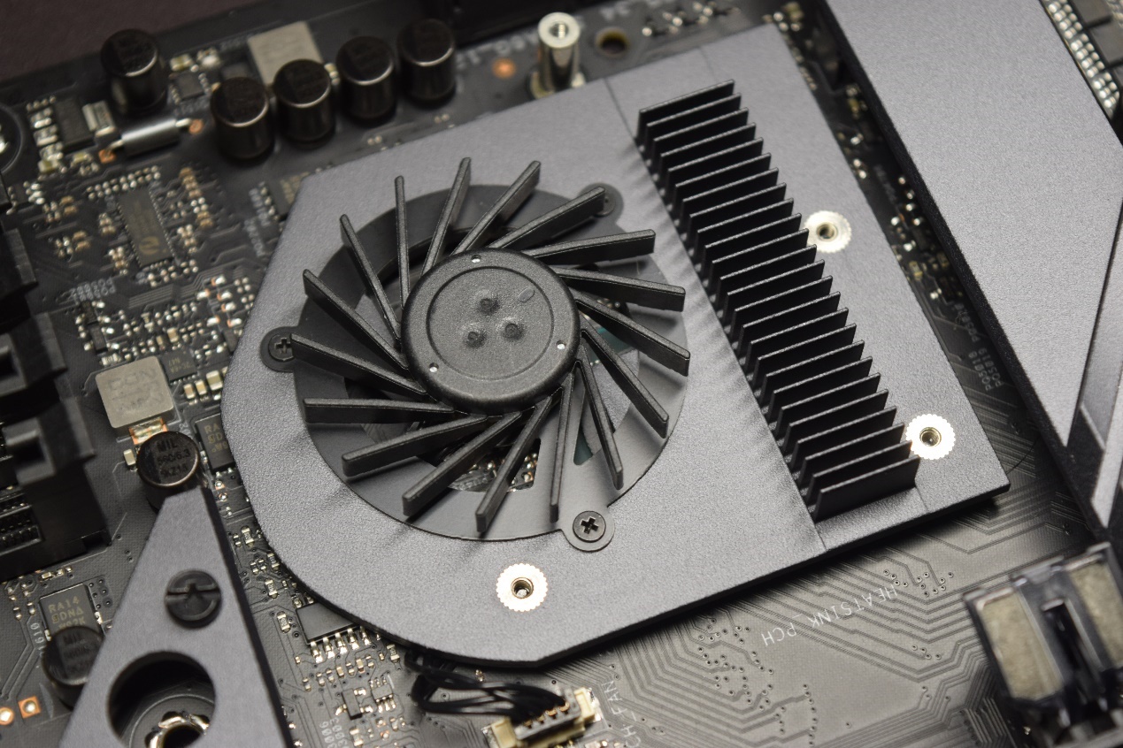 rogstrixx570e装机效果,rogstrixx570ep