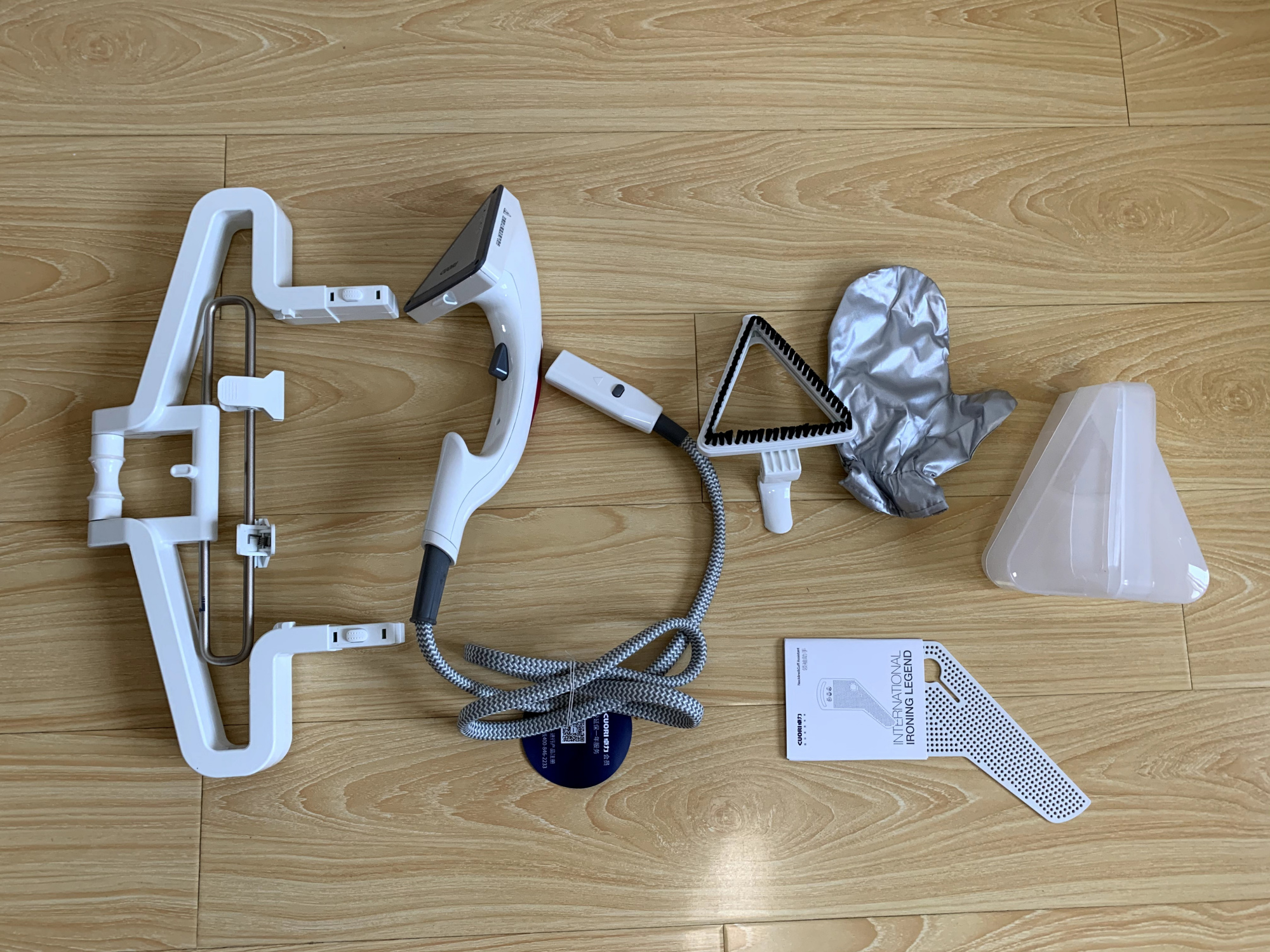 卓力挂烫机熨烫时流水,戴森蒸汽熨烫机