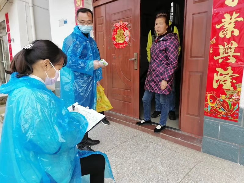 现在疫情大家都在家干嘛呢,疫情期间你们都在家干嘛