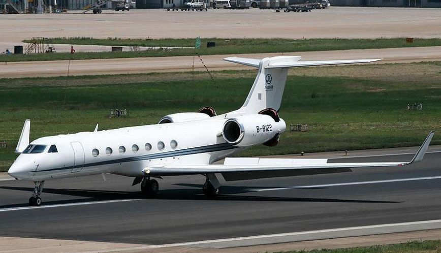 18万一张机票的那家航空公司，原来管着这么多富豪的飞机