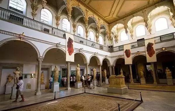 突尼斯是不是地中海,突尼斯一半沙漠