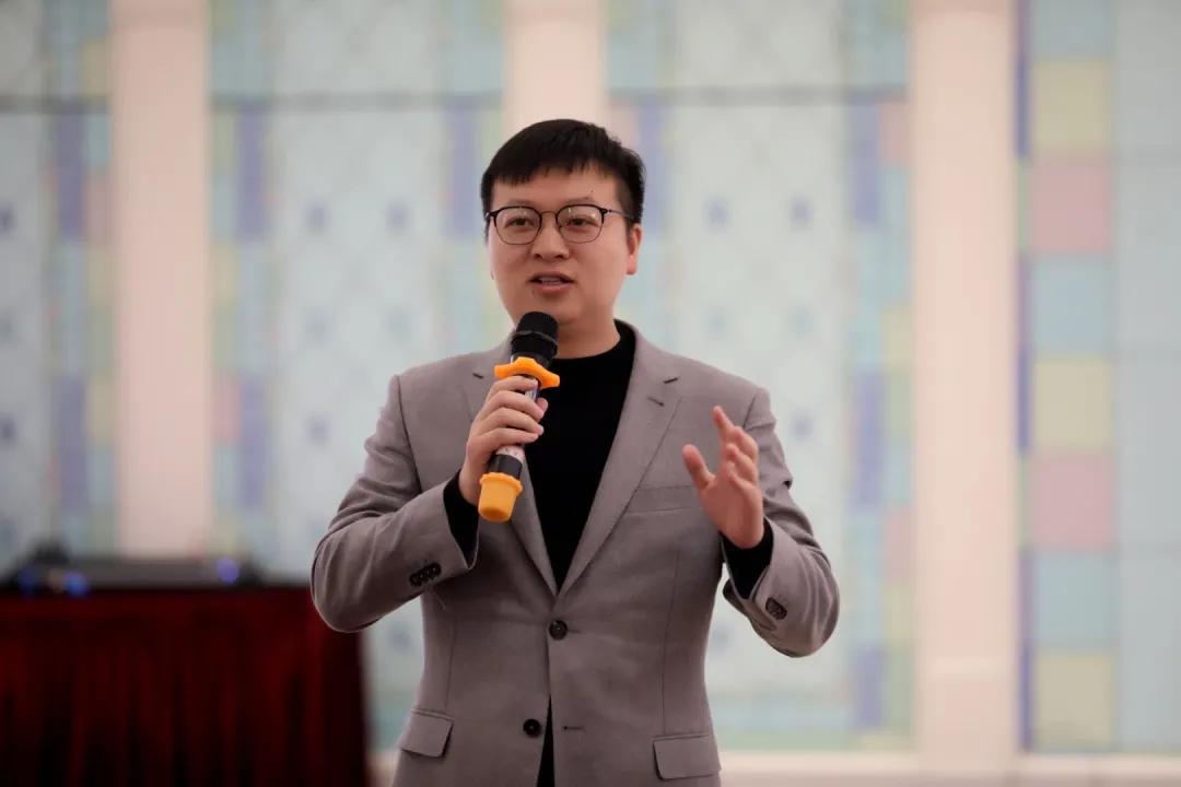 巴拉巴拉童装时装周,上海时装周2021童装巴拉巴拉