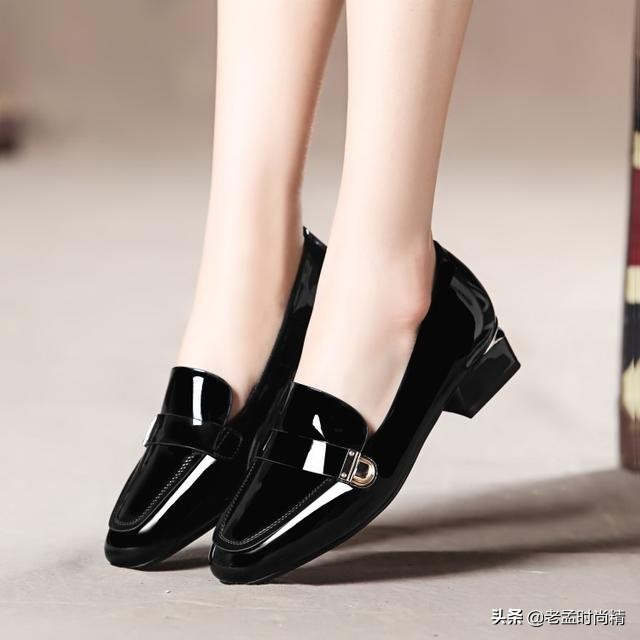 高跟单鞋白色真皮不累脚的高跟鞋,女士时尚尖头高跟鞋单鞋