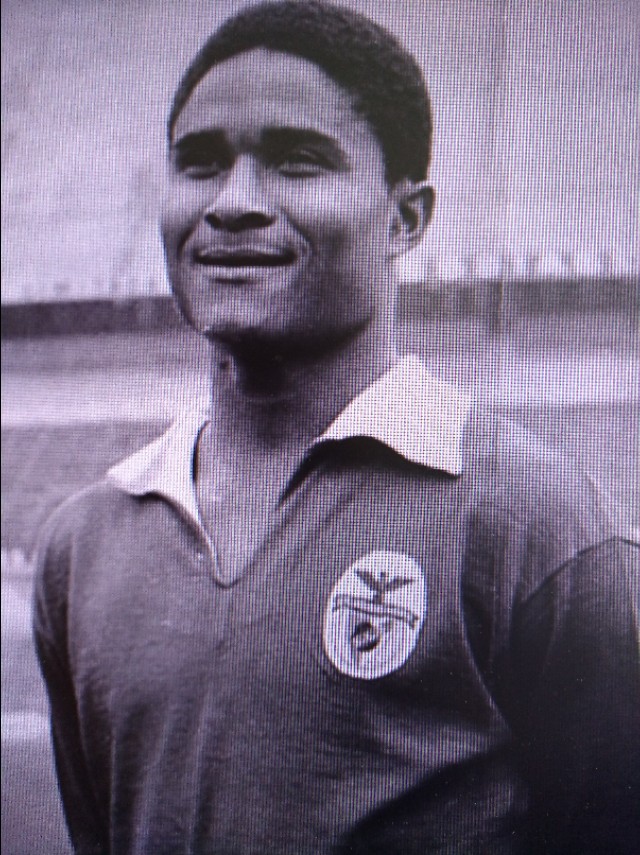 世界足坛近代巨星,世界足坛现役史上十大巨星排名