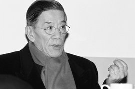 宋丹丹的前夫英达现状,宋丹丹的前夫英达是少数民族吗