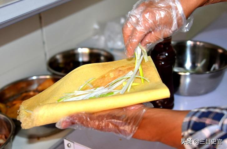 山东煎饼和天津煎饼哪个历史久,天津煎饼和煎饼果子一样吗