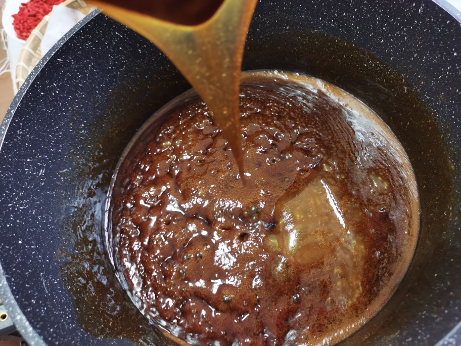 纯手工阿胶糕早进补早受益,三伏天吃阿胶糕有什么好处