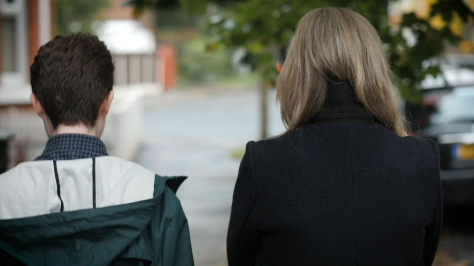 千万不要冲动否则你后悔不已,千万不要冲动做出你终身后悔的事