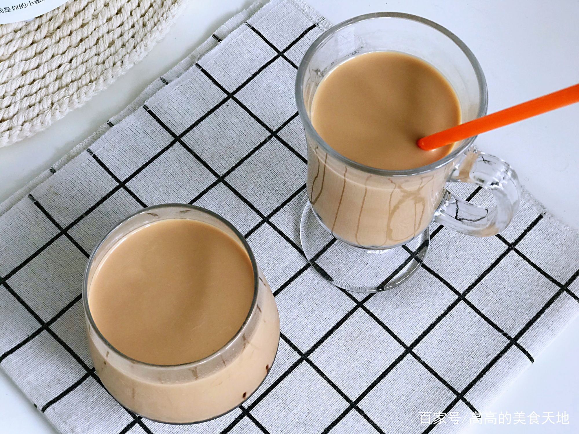 奶茶怎么做又简单又好喝100%成功,奶茶怎么做才香浓好丝滑低成本