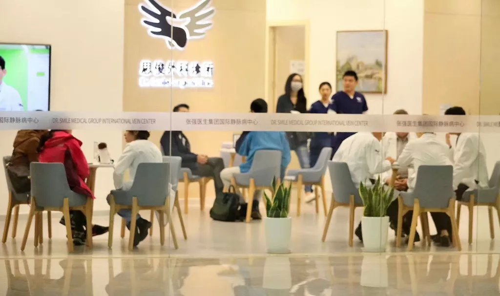 腿上有静脉曲张能生孩子么,20岁腿上有静脉曲张影响生活吗