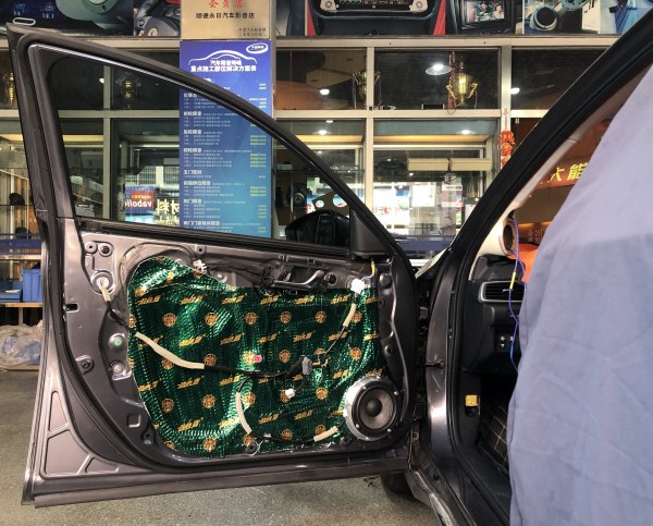 南海区雅阁音响改装,南海区汽车音响改装