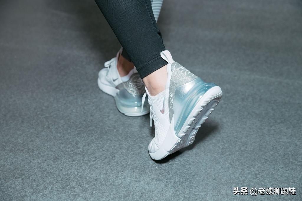阿迪ultraboost20和耐克飞马39,耐克阿迪性价比高的跑鞋