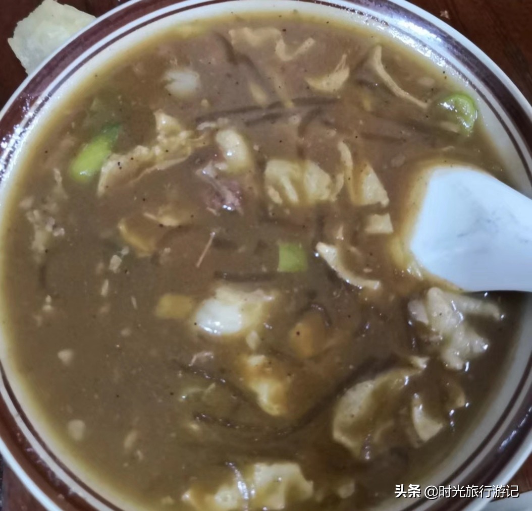 来河南旅游必带的胡辣汤,漯河疆游记特色美食