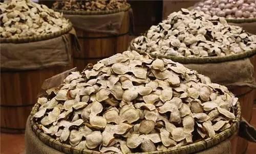 张人骏亲购草药救皇帝